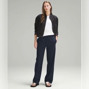 Lululemon Luxtreme Mid-Rise Straight-Leg Trouser True Navy Size M